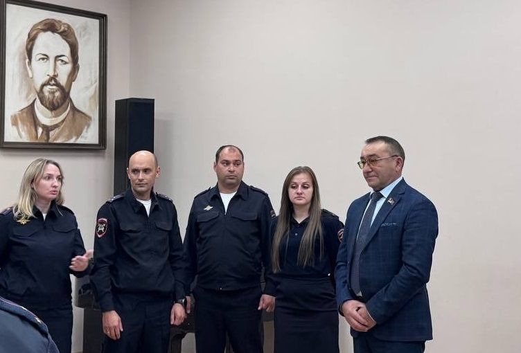 Игорь Власов вернулся в Чеховскую школу