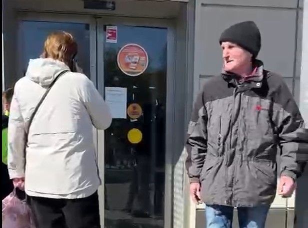 В Истре многоквартирный дом и магазин остались без электричества