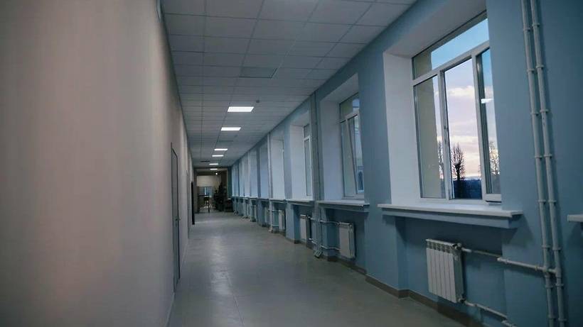 Депутат Госдумы остался доволен ремонтом Чеховской школы