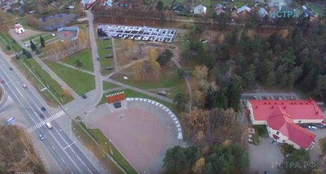 На ремонт подъездной дороги на территории Ленино-Снегирёвского музея выделят миллион 