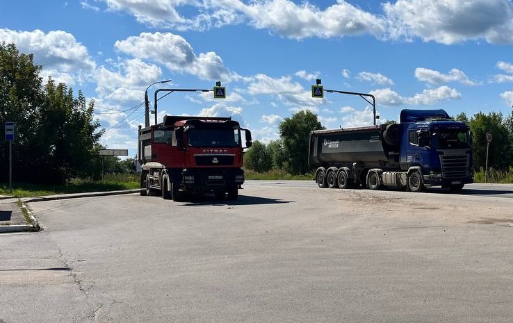 Жители села Онуфриево потеряли сон и покой из-за большегрузов