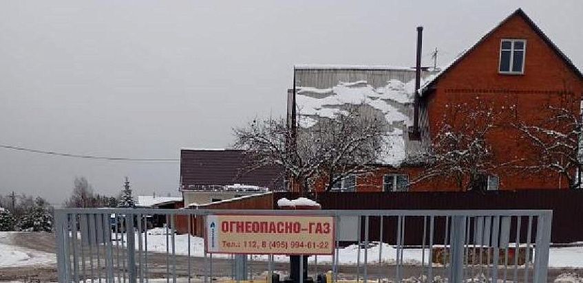 После жалоб жителей в Новопетровском устранили утечку газа