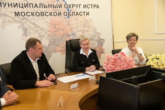 Директор Покровской школы возглавила Совет депутатов Истры