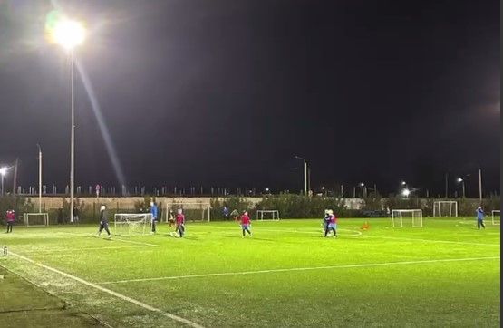 В СК «Арена Истра» на смену устаревшим прожекторам пришли современные светодиодные