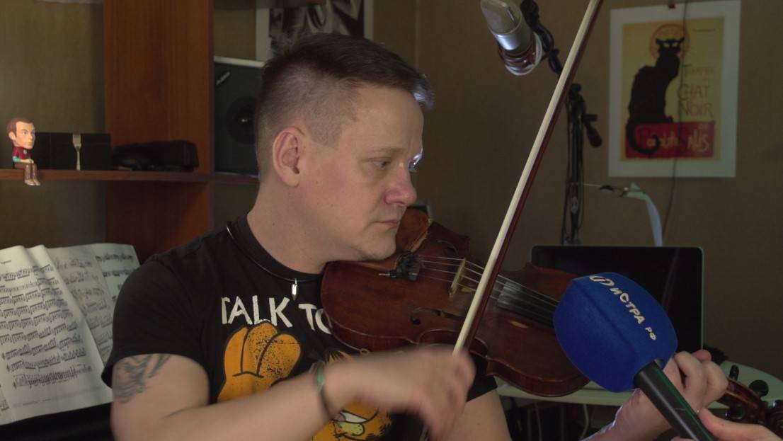 Степан Мезенцев: «Слава Богу, что меня научили играть на скрипке!» 