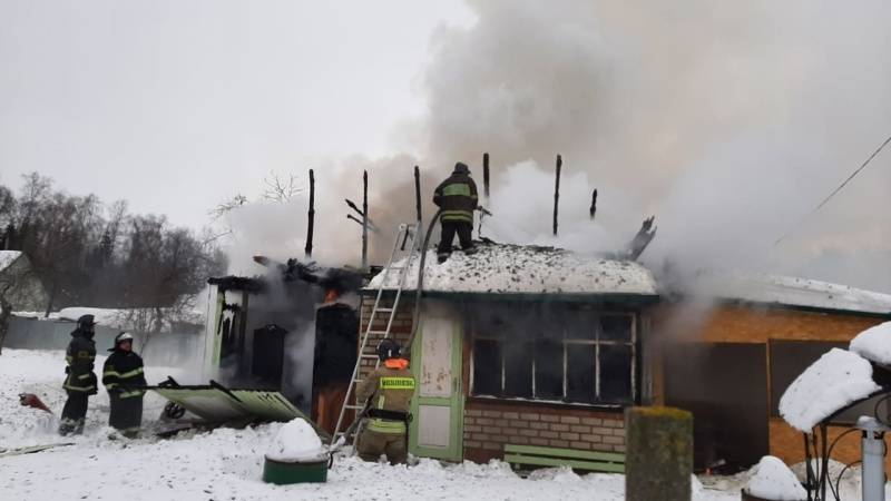 В деревне Бутырки горел жилой дом