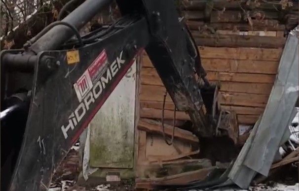 В Глебовском сносят гаражи