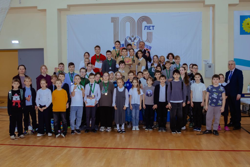 Шахматы 16.jpg Шахматы 16.jpg