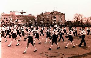 Первомай в чёрно-белой фотоистории