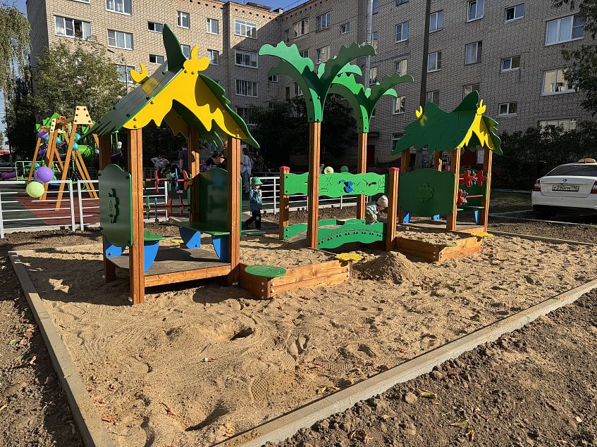 Детская площадка на Ленина: фанфары отгремели, проблемы остались