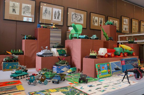 В Звенигороде представили выставку раритетных оловянных солдатиков