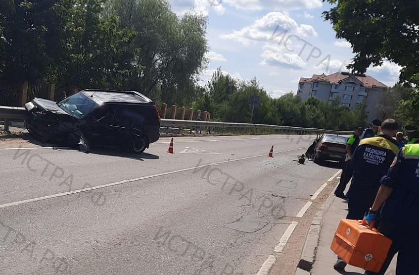 Серьёзное ДТП с участием нескольких машин произошло в деревне Кострово
