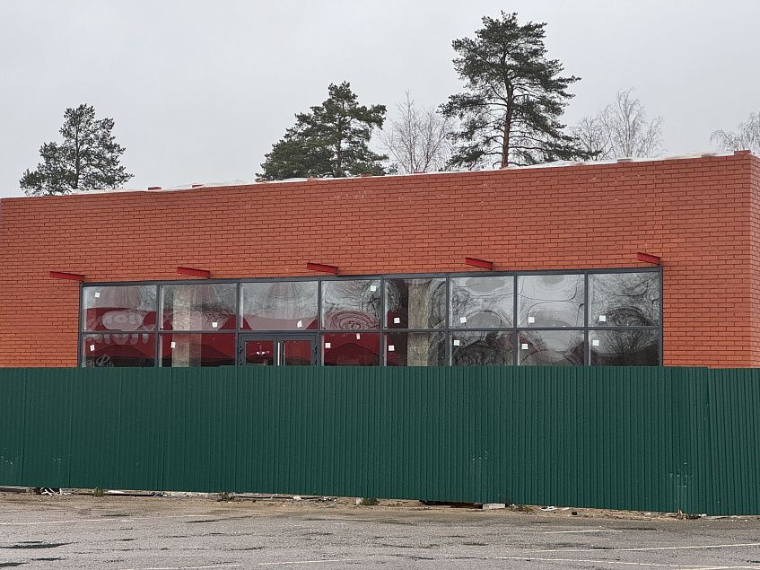 Строители «Вкусно – и точка» в Снегирях завершают тёплый контур