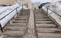 Новая лестница на улице Ленина быстро пришла в аварийное состояние