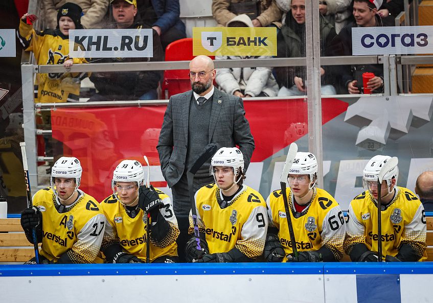 «Северсталь» одержала первую победу в серии против «Спартака»