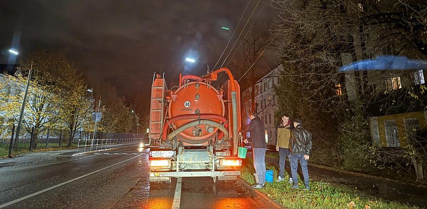 Из-за повреждения трубопровода Дедовск вновь остался без воды