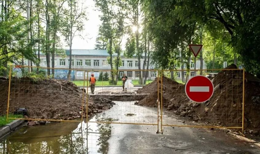 Больше 3 миллионов выделят на устройство автопарковки у ДК в Павловской Слободе