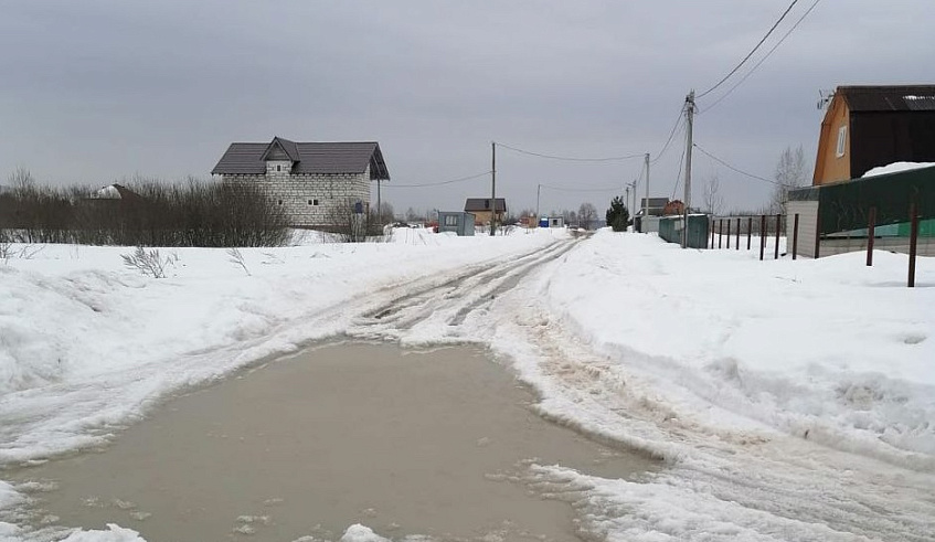 Дуплево: дороги — в щебне, свет — к декабрю