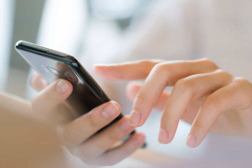Более 8 тысяч нарушений в работе ЖКХ выявили в регионе при помощи мобильного приложения