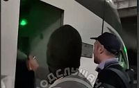 Хулиганы из Дедовска распылили газ в лицо помощнику машиниста электропоезда