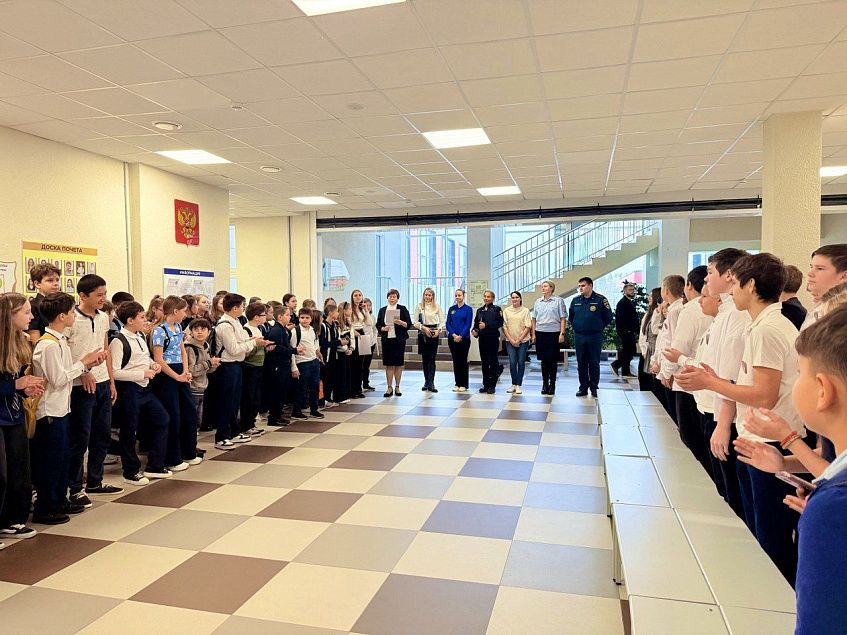 Госавтоинспекторы приняли участие в проведении дня профилактики 