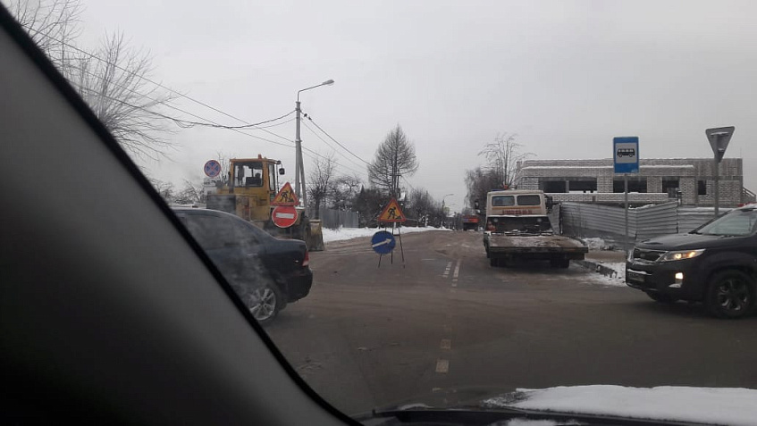 Предновогодняя суета: Истра встала  в пробках