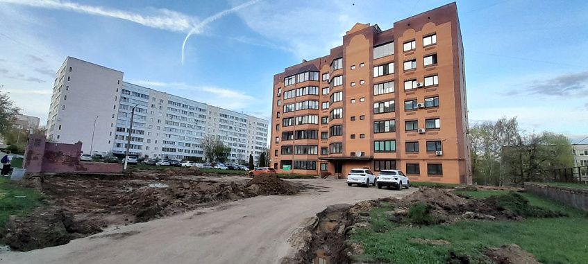 На улице Ленина кипит благоустройство: преобразятся две дворовые территории 