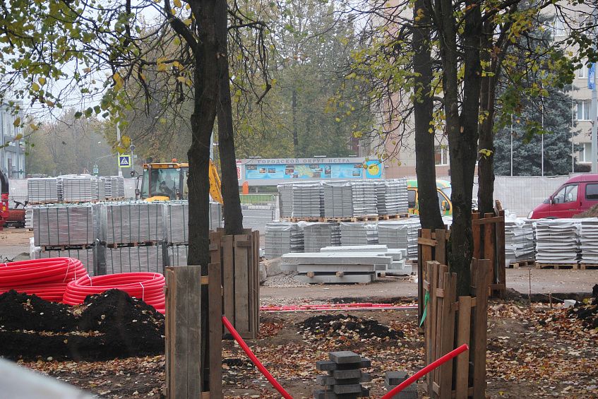 Парковочное пространство на площади Революции уменьшат вдвое