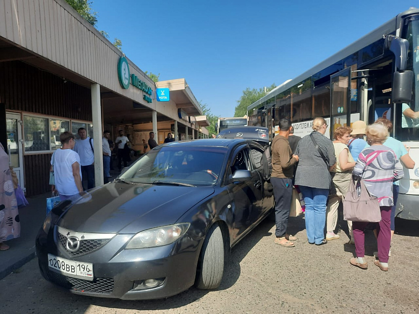 Конфликт между пассажиром и водителем авто разразился на автостанции