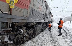 В Волоколамске с рельсов сошёл поезд. Задержка маршрутов в обе стороны