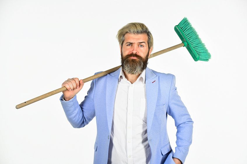 МБУ открывает вакансии для дворников с зарплатой 80 тысяч