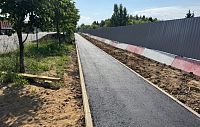 В Восточном заасфальтировали тротуар