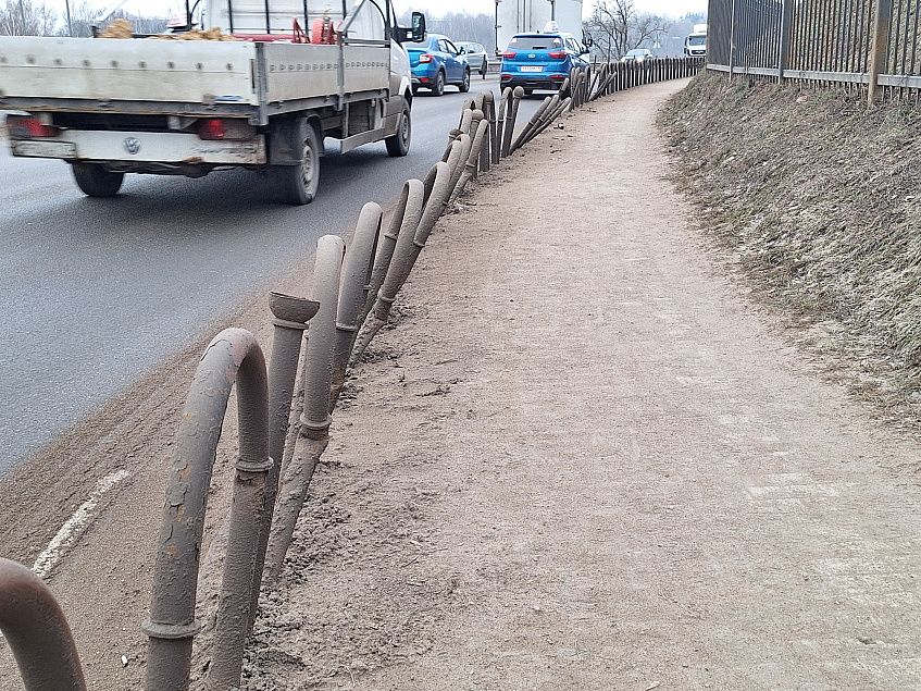 Ремонта не будет: ограждение у монастыря заменят на новое