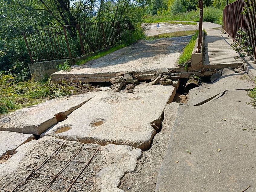 Экстренная ситуация на мосту через реку Песочную: что делать?