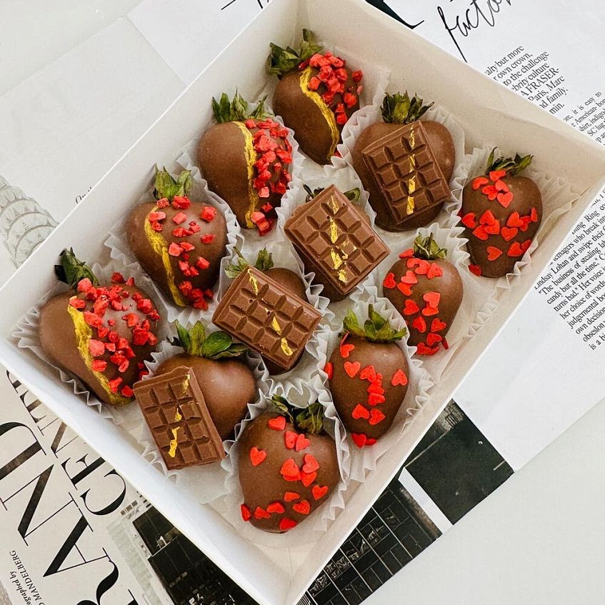 Доставка цветов и необычных букетов в Новосибирске и по России