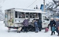 Желающих развозить продовольствие по деревням на нашлось