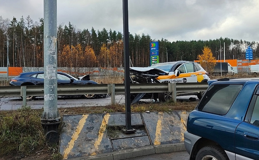 Жёсткое ДТП на ЦКАДе: один водитель погиб, другой сбежал