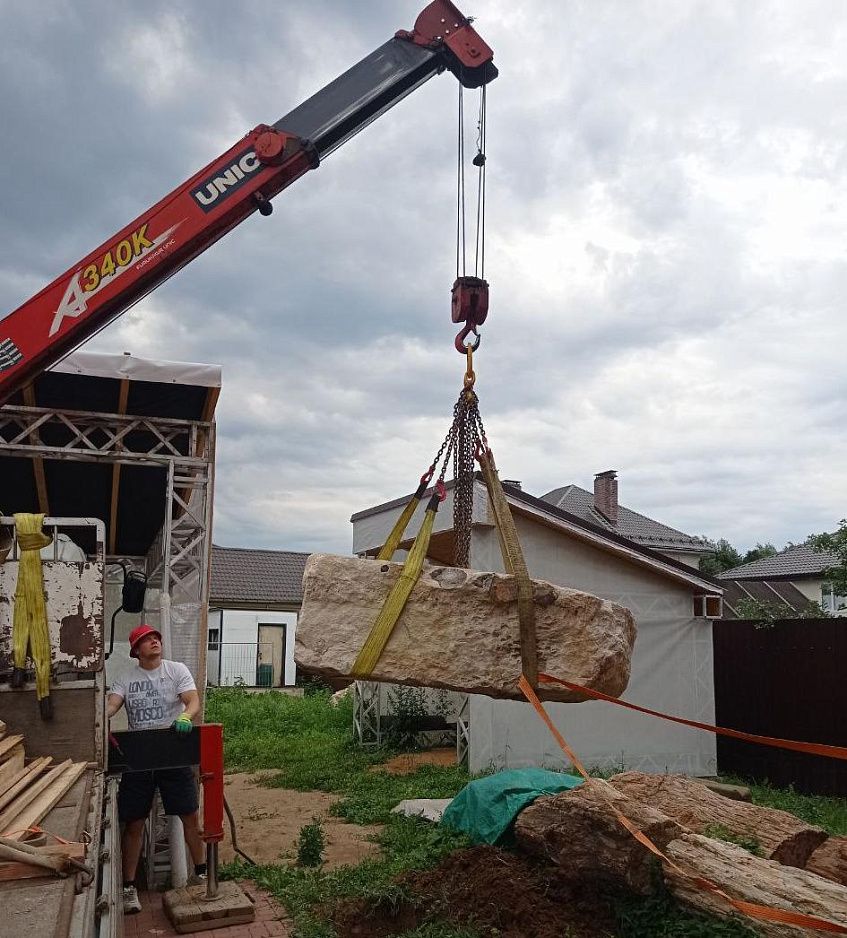 Музей Истории мироздания в Дедовске пополняет экспозицию под открытым небом
