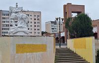 «Площадь Дружбы должна радовать глаз, а не вызывать желание достать из кармана ластик»