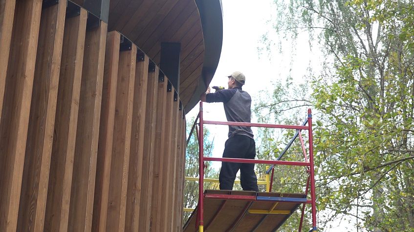 В лесопарке «Соколка» полным ходом идут работы по благоустройству