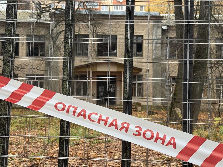 В Дедовске вновь подожгли историческую заброшку