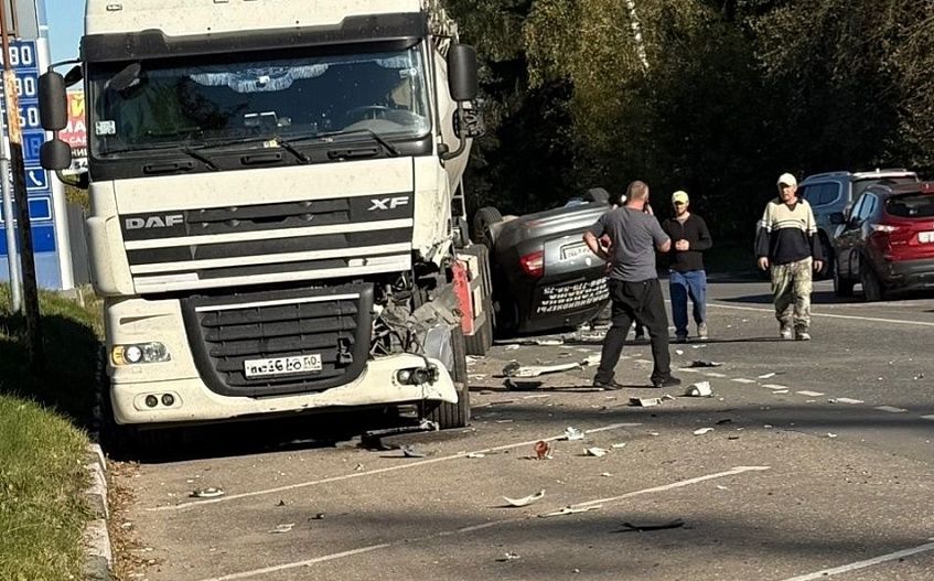 За день в Истре произошли две серьёзные аварии с большегрузами 