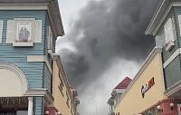 Очевидцы сообщают о пожаре вблизи аутлета Novaya Riga