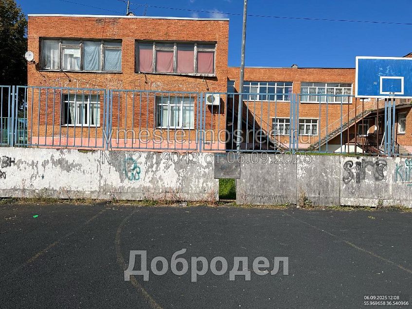 Спортивная площадка в Румянцево: ни покраски, ни ремонта, ни выполненных обещания