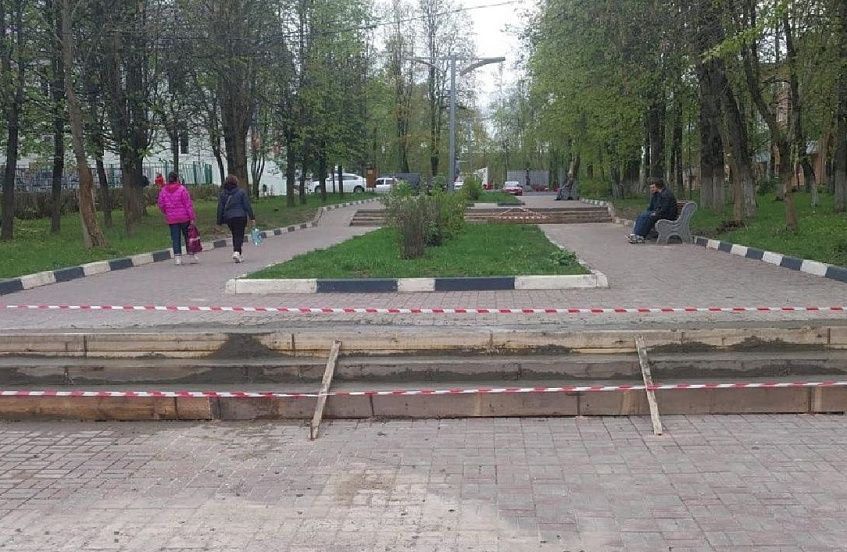 Отремонтированную на скорую руку лестницу в Аллее Славы придётся делать заново