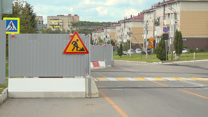 Полосу на проспекте Генерала Белобородова перекрыли до конца ноября