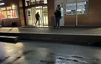 Опасный тротуар у станции в Дедовске оградят после жалоб жителей