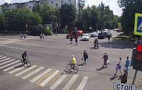 Город, где даже светофор не уверен, что всё под контролем