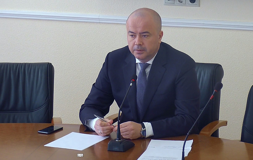 Андрей Дунаев провёл еженедельное совещание в администрации