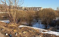 Экологическая ситуация у моста в Павловской Слободе вызывает беспокойство